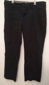 Black Lee straight leg pants - size 20